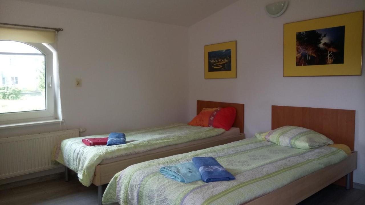 Lesniczowka Pokoje Goscinne Gdynia Bagian luar foto