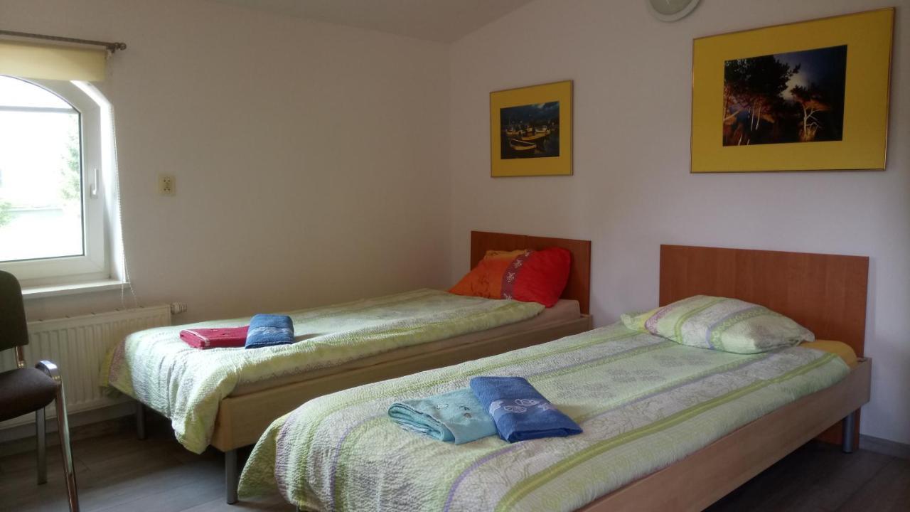 Lesniczowka Pokoje Goscinne Gdynia Bagian luar foto